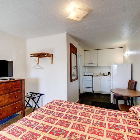 Crimson Hills Motel Parowan Экстерьер фото