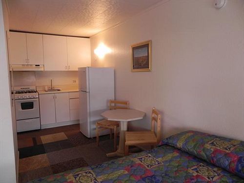 Crimson Hills Motel Parowan Экстерьер фото